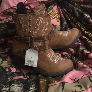 Little girls boots !